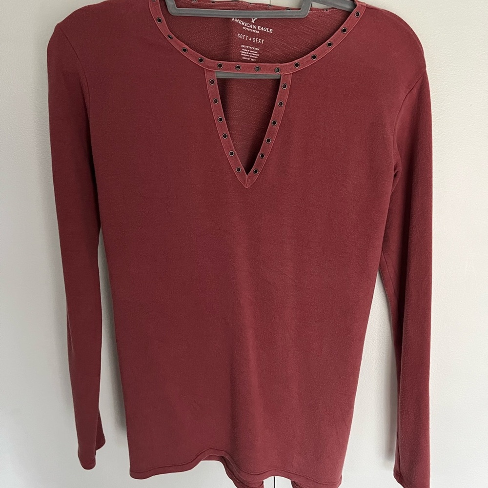 American Eagle Outfitters Women's Red Long Sleeve Top